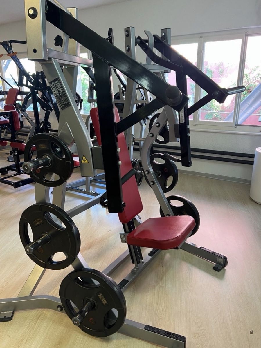 Vélos d'appartement: Bench Press Hammer Strenght – Neuf (Voir description) à Büsserach par Sito1979