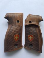 Nussbaum Griffschalen mit Daumenauflage für die Sig P220 