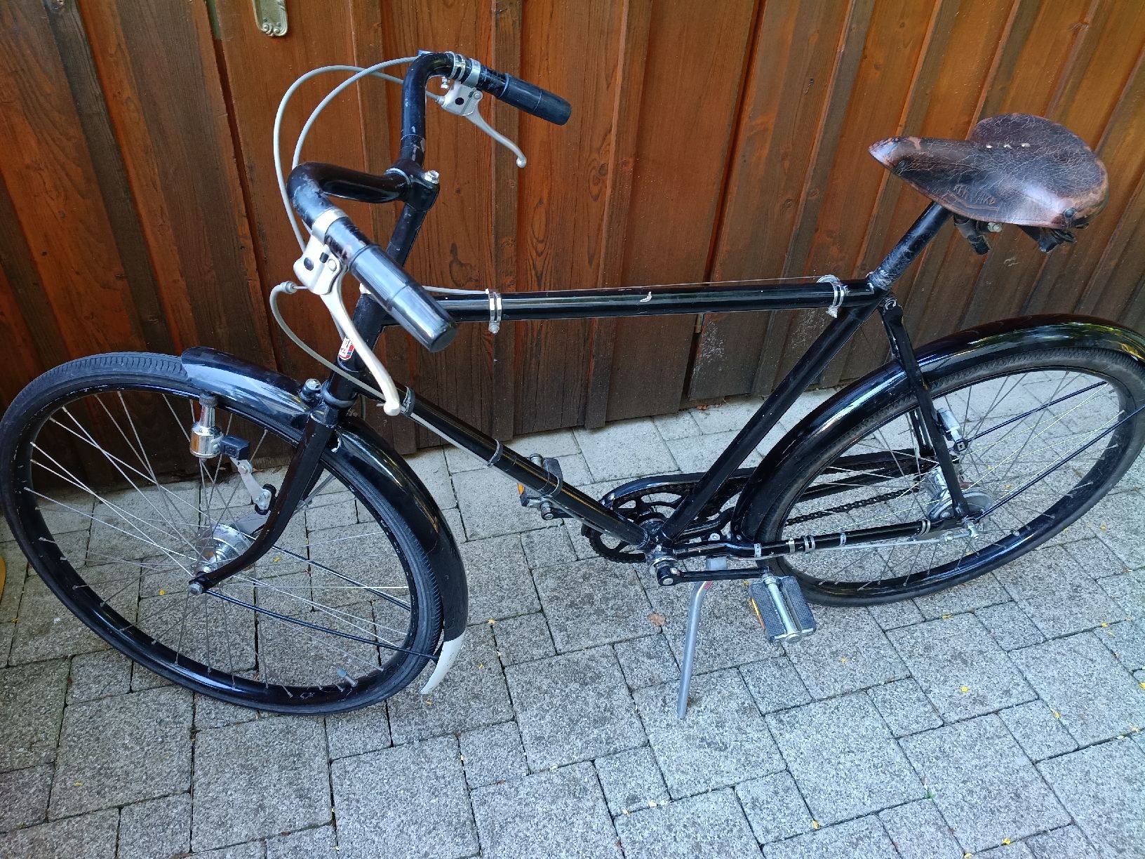 Pneumatici & Ruote complete: zwei gebrachte Militärvelo Pneus, – Usato da Ormalingen venduto da Farnsburg 6