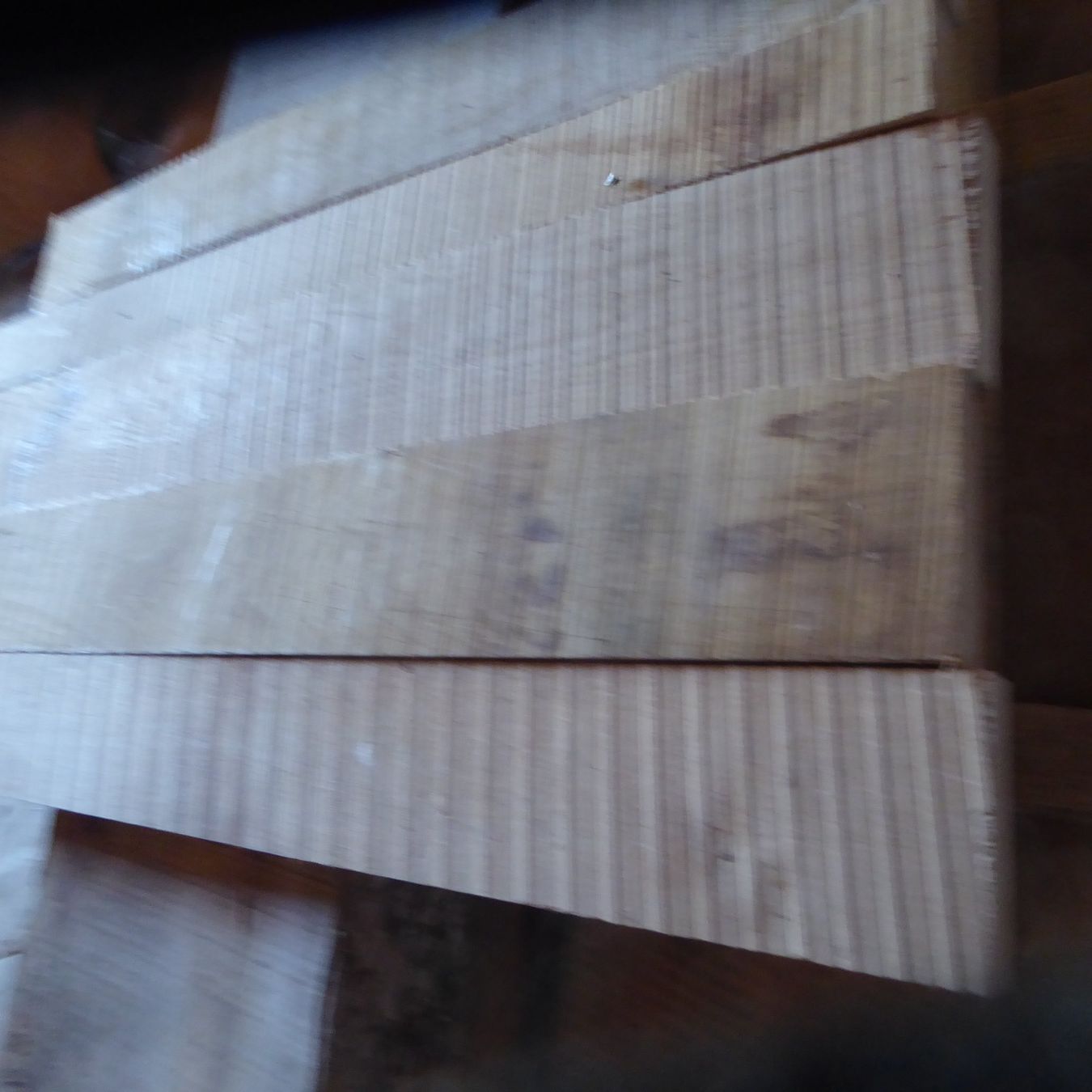 Holzartikel: Eichenbretter 3 cm – Neu (gemäss Beschreibung) aus Sumiswald von Hennri1
