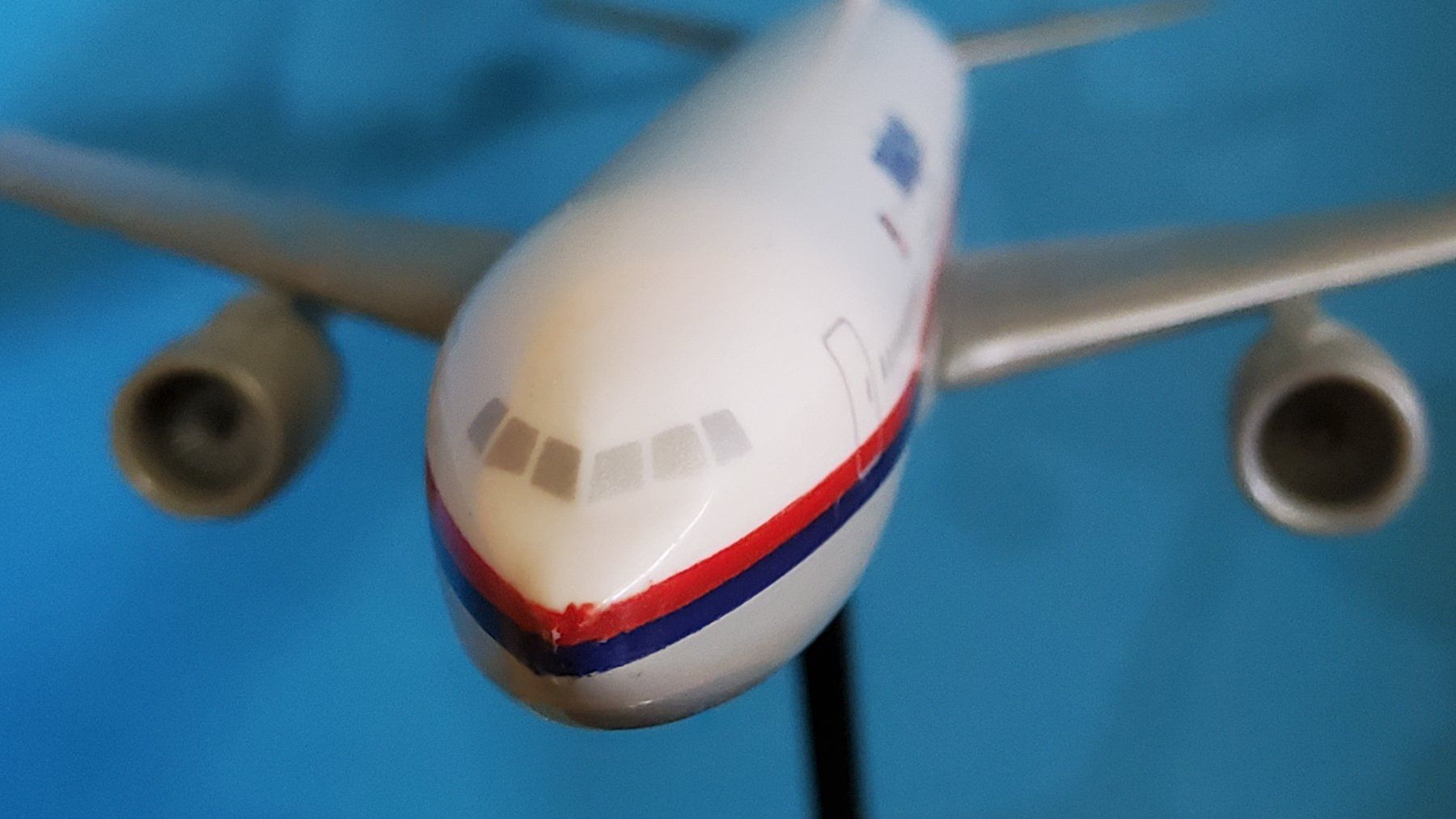 Boeing Kit di modellismo & Modellini statici: Modellflugzeug  "B777-200 Malaysia" 1:500 – Usato da Grüningen venduto da VENOM59 4