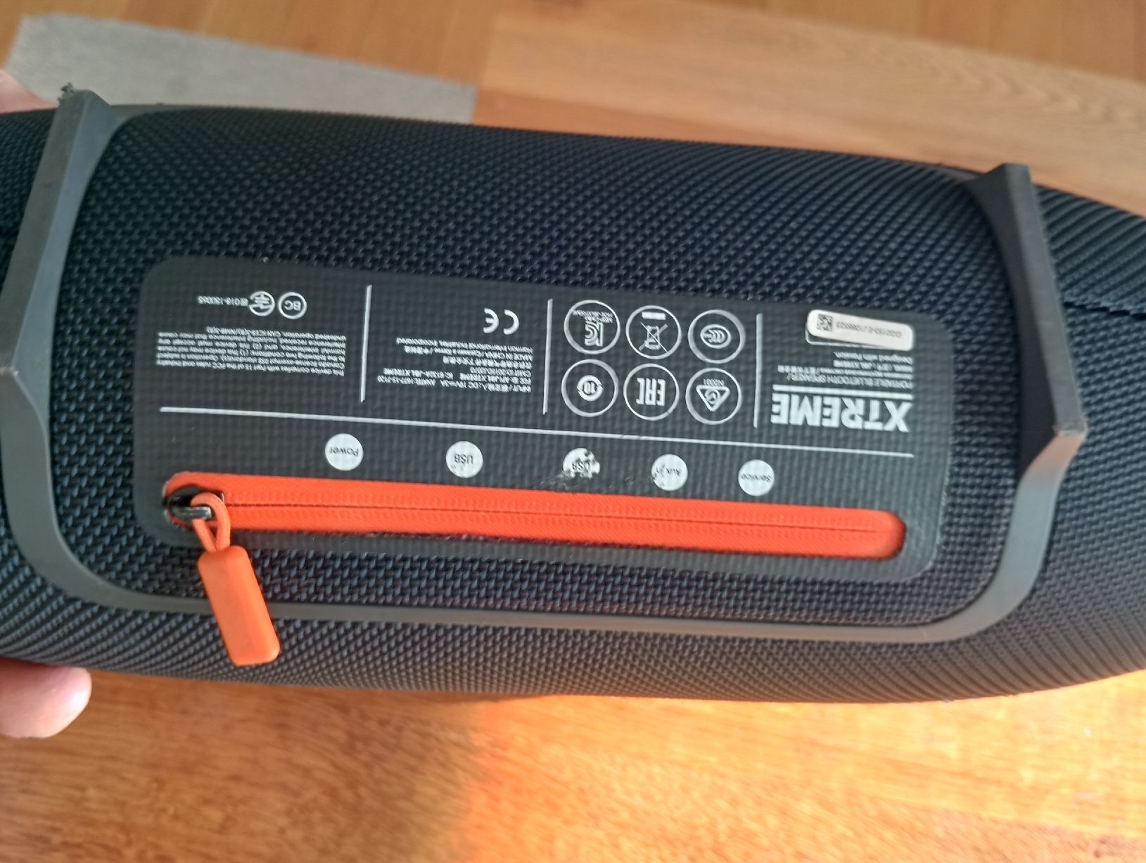 JBL Haut-parleurs: jbl Xtreme Bluetooth box – D'occasion à St. Gallen par ang_9z5w 1