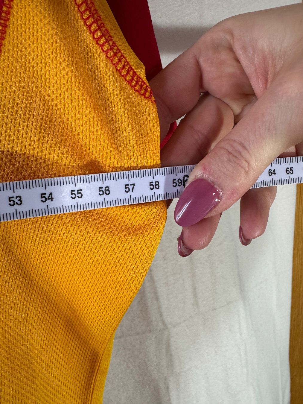 Leibchen & Hosen: Spanisches Trikot Fan Shirt Gr. L – Gebraucht aus Grosswangen von second_hand_dress 3