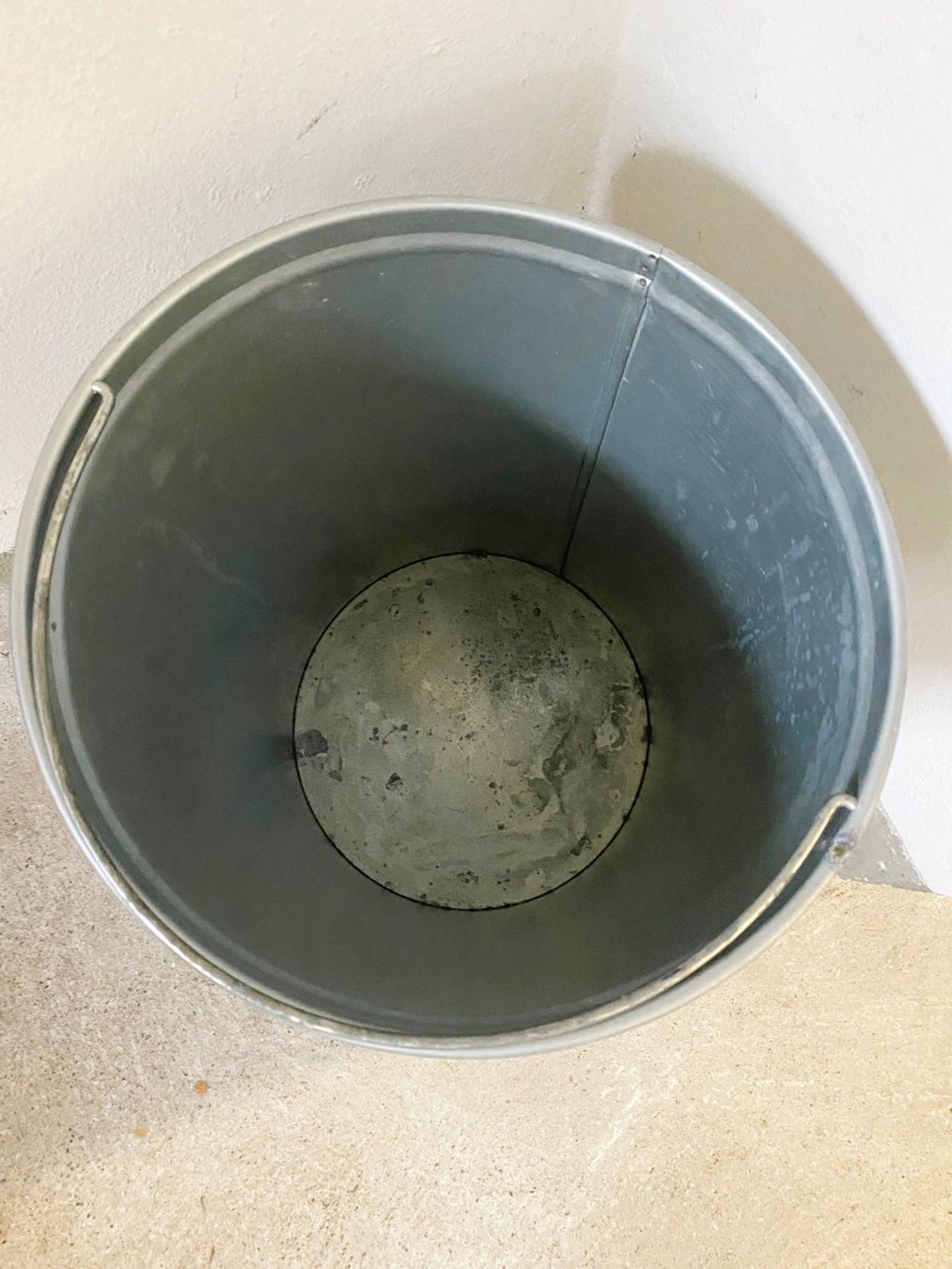 Wesco Poubelles: Mülleimer, Treteimer Wesco, weiss – D'occasion à Bern par Zamala 3