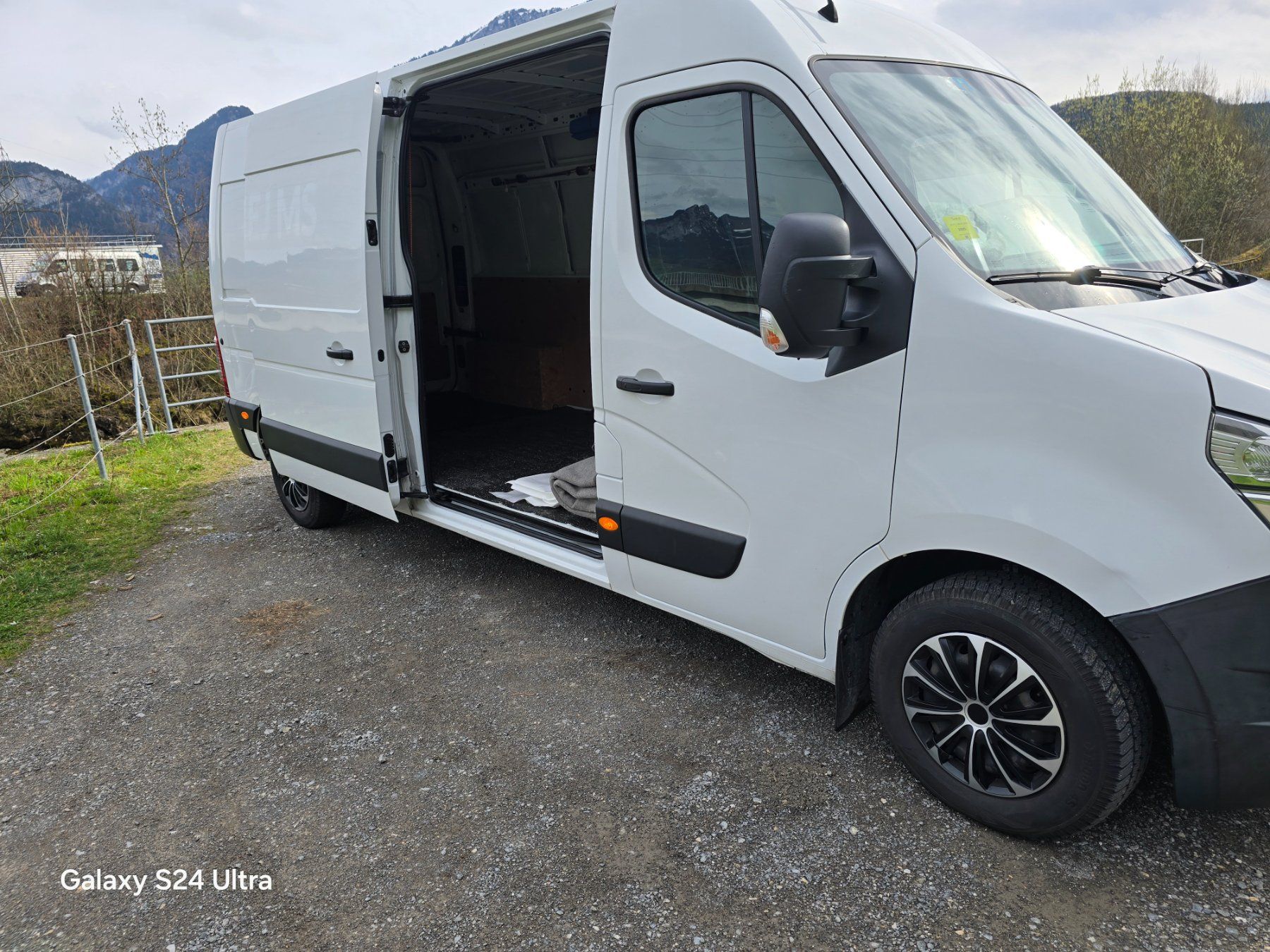 Nissan Veicoli commerciali: Nissan Nv 400.Erste Hand. – Usato da Ibach venduto da syl_dr6w 6
