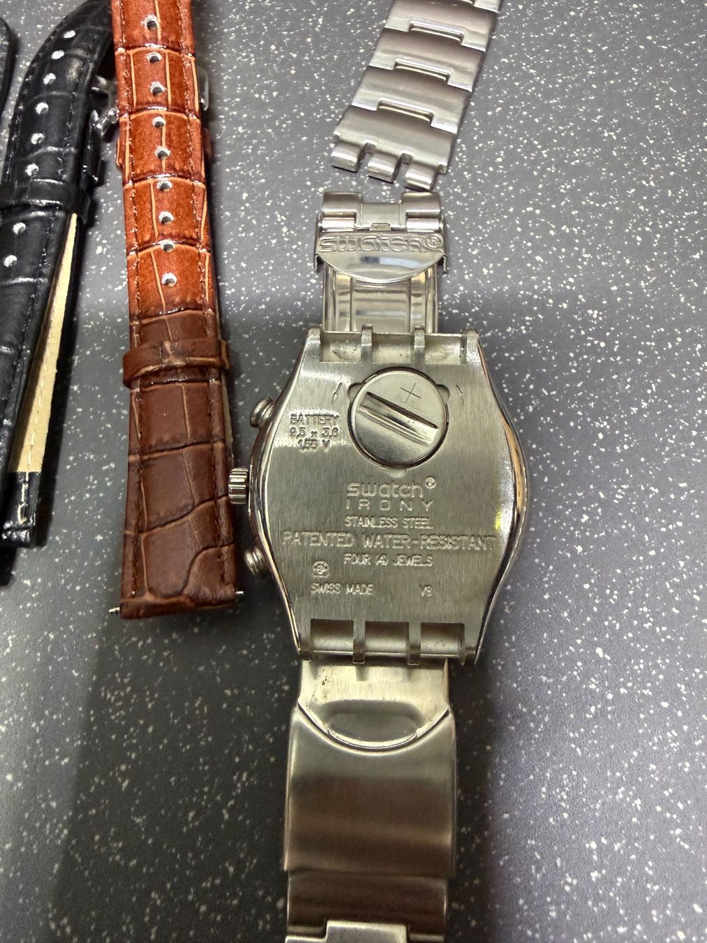 Swatch Orologi: Uhren mit Uhrenbox – Usato da Rämismühle venduto da miki.minka 5