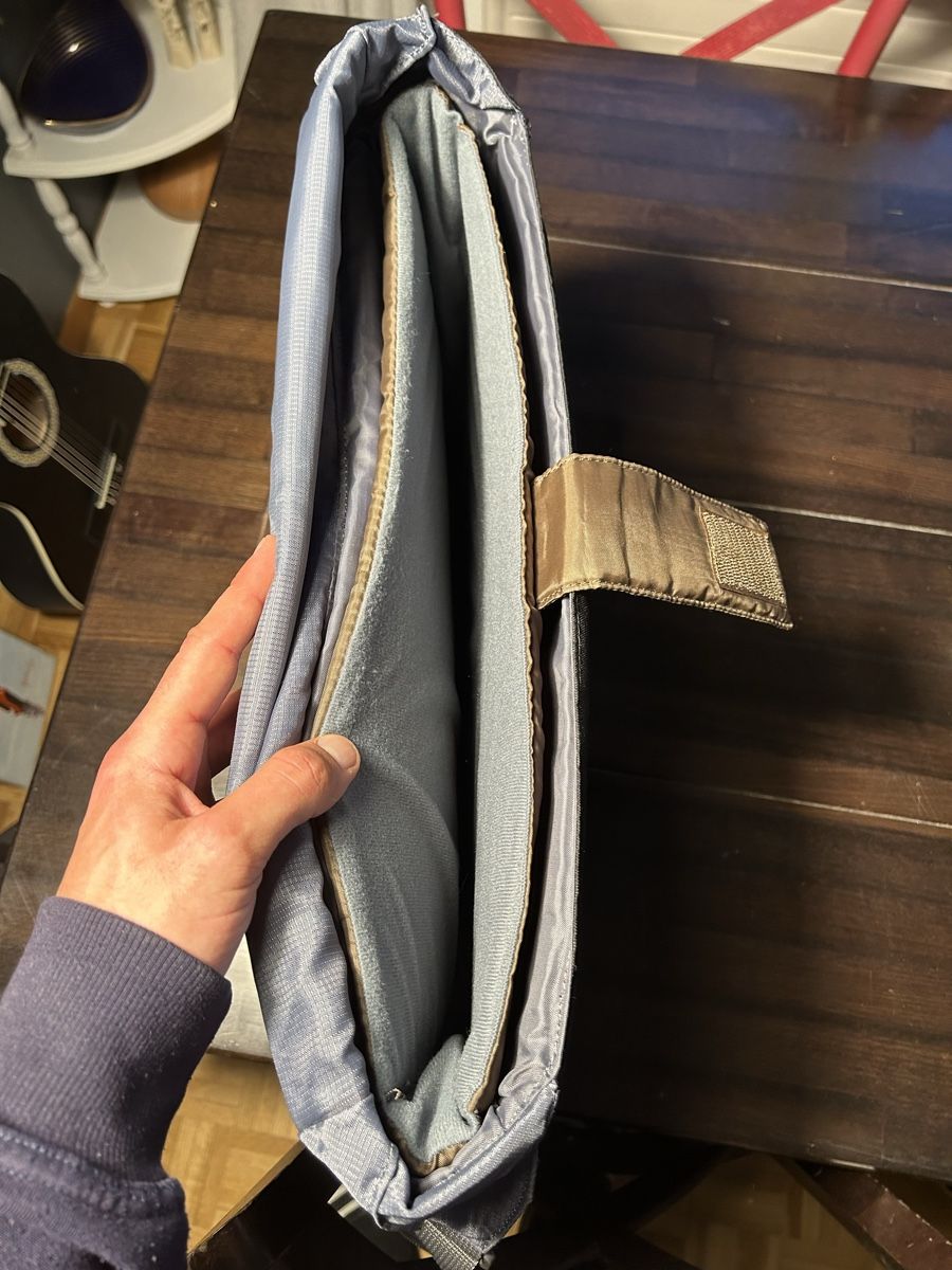 Borse: Messenger Bag / Laptop Tasche / Umhängetasche – Nuovo (secondo la descrizione) da Wil SG venduto da NikolasAnthi 3