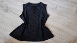 Sommerliches Top, schwarz, mit Spitze, Grösse 38, neu!