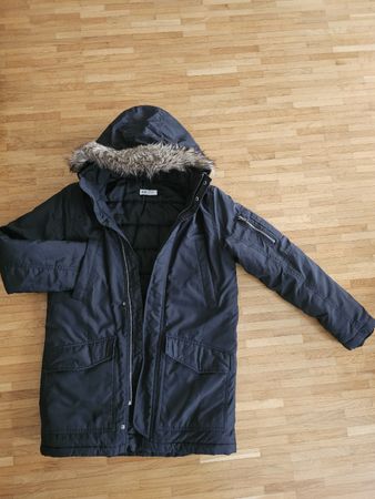 Winterjacke mit Kapuze und Fell, H&M, Grösse 152 Top!