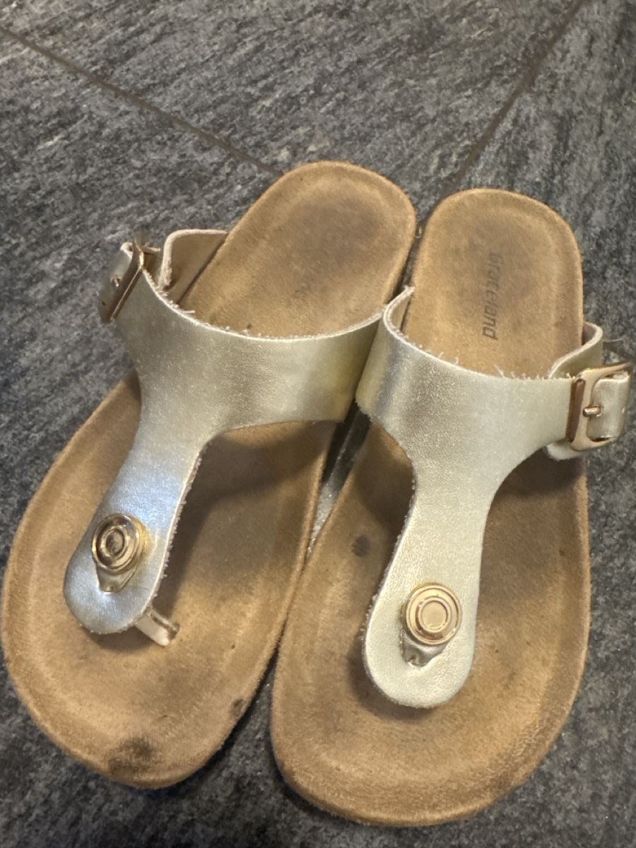 Scarpe per ragazze: Mädchen Sandalen 33 – Usato da Wädenswil venduto da dor_ddx7
