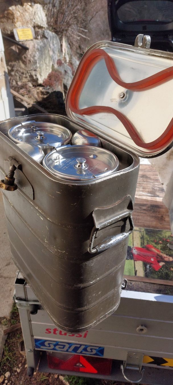 Elettrodomestici da cucina: Original Schweizer Armee Speiseträger – Usato da Brislach venduto da ericCH 2
