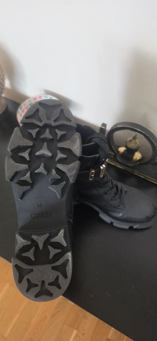 Guess Damenschuhe: Guess Stiefel Gr. 40 Neu – Neu (gemäss Beschreibung) aus Erlinsbach SO von dopadach 2