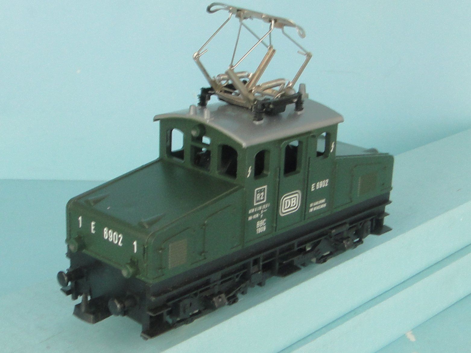 Lima Modelleisenbahnen: Lima H0 DB E 6902 – Defekt aus Bülach von cann11 4