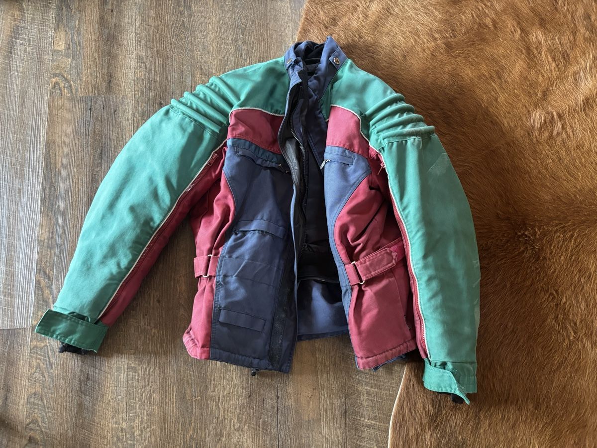 Vestes: Veste de moto BMW – D'occasion à Mézières VD par P-M-C