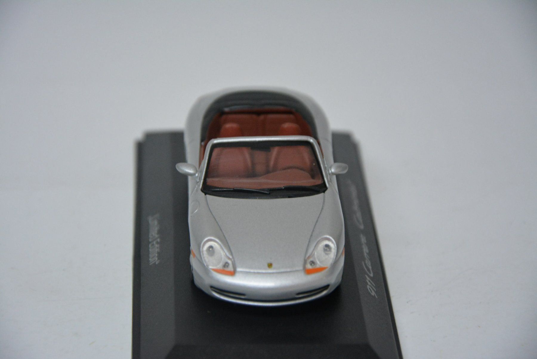 Porsche Modellautos: Porsche 911 Carrera Cabriolet , 1:43 – Neu und originalverpackt aus Goldach von Feivel9 3