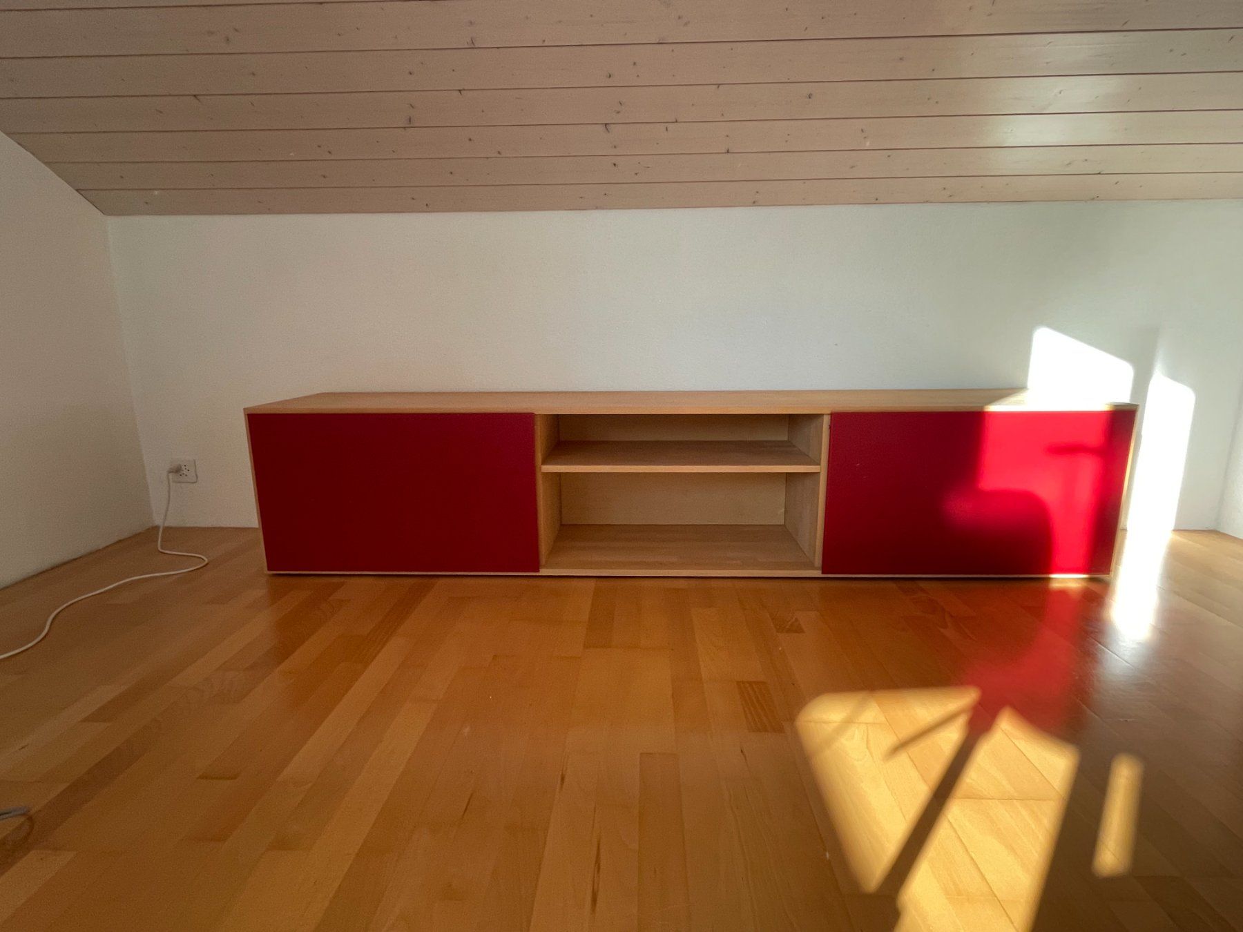 Mobili TV: Schönes Sideboard Reseda Holz – Usato da Niederweningen venduto da mirabet
