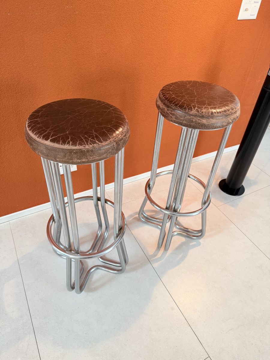 Hocker: 2 Vintage Barhocker aus Leder & Metall – Gebraucht aus Grenchen von Nur_2540 3