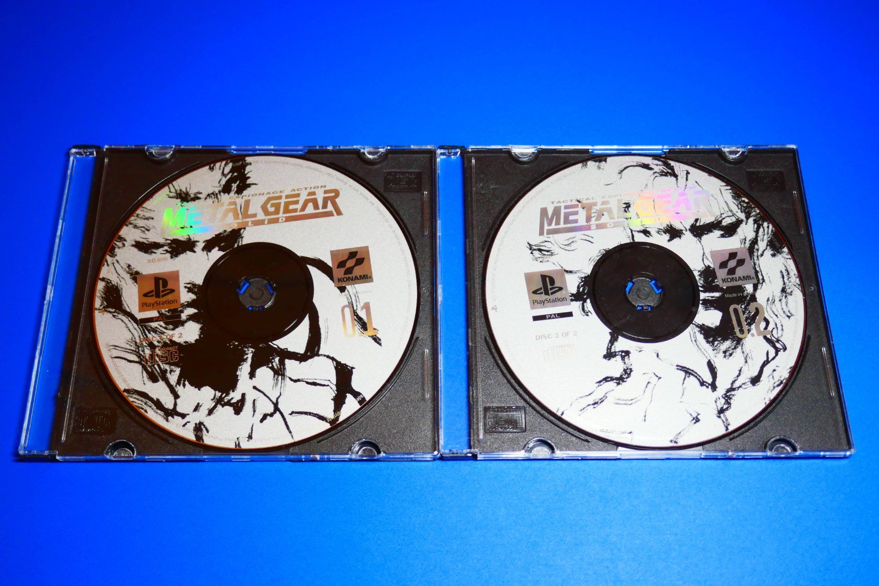 Sony Giochi: Metal Gear Solid + Missions Spéciales - Sony PlayStation 1 – Usato da Vuarrens venduto da Espace-Retro 2
