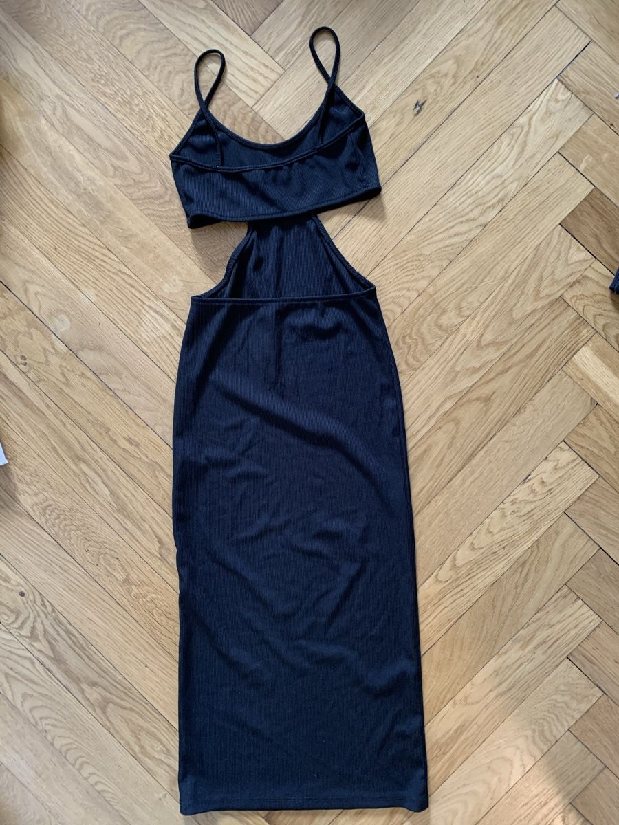 Bershka Vestiti: Robe échancrée Bershka noire – Nuovo (secondo la descrizione) da Genève venduto da rez_c6c6 1