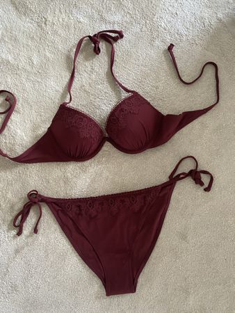 Costume da bagno nuovo