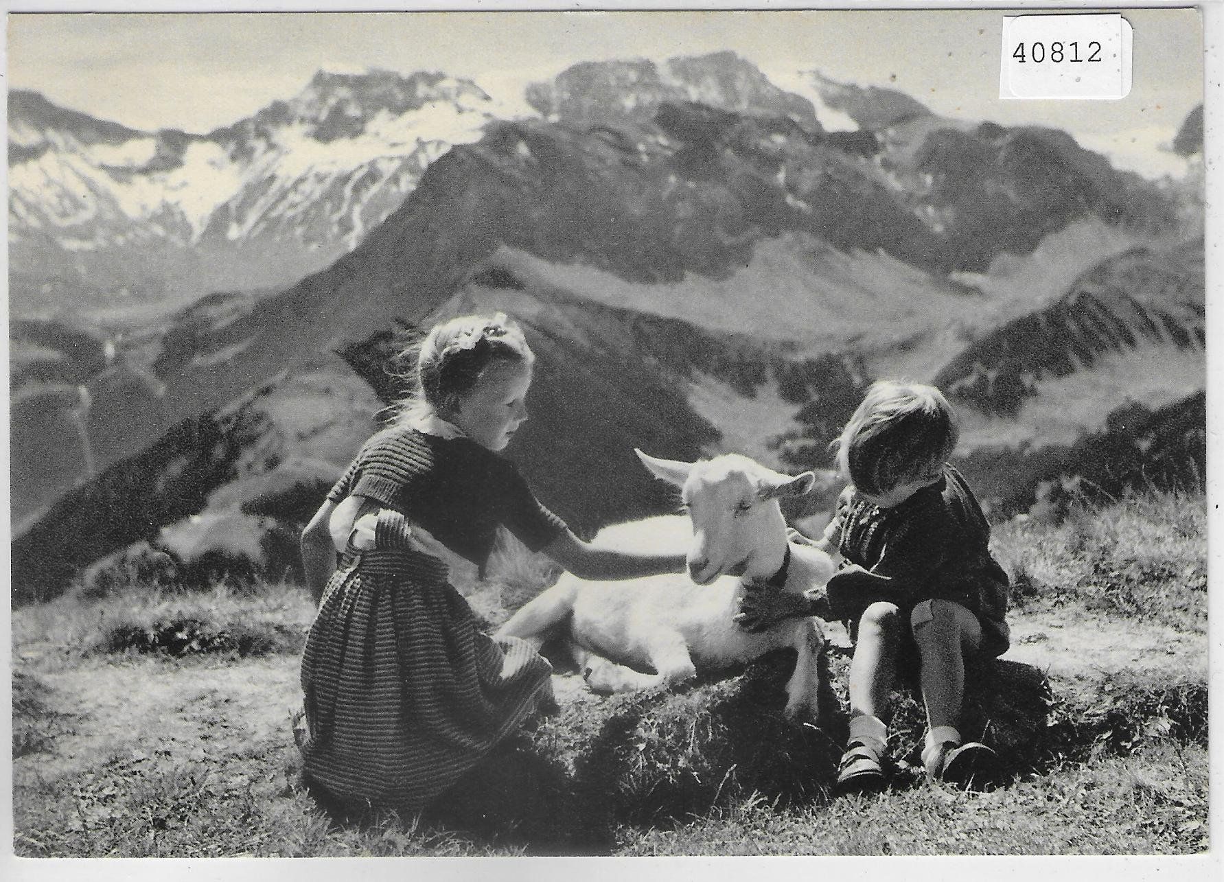 Cartoline postali: Zwei Kinder mit Ziege – Usato da Ettingen venduto da Kartenplanet