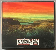 PEARL JAM - LIVE AT THE GORGE 05/06