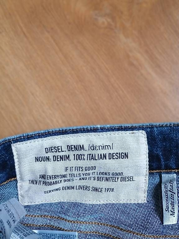 Jeans: Diesel Jeans W31/L32 – Usato da Huttwil venduto da Userabcde 1