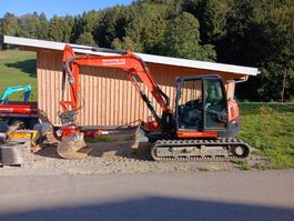 Raupenbagger Kubota KX80 mir viel Zubehör