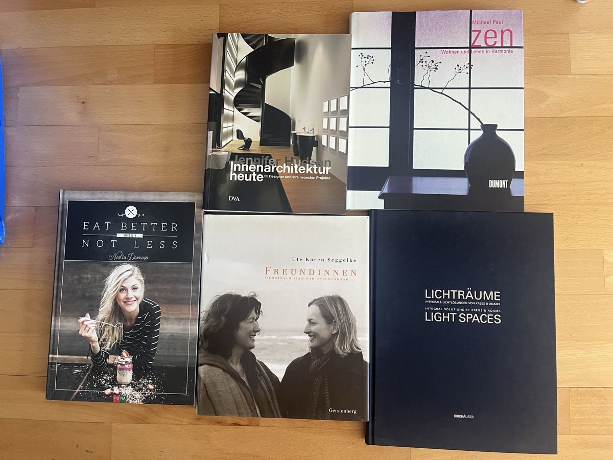 Libri: Bücher  – Usato da Rorschacherberg venduto da Artmaru