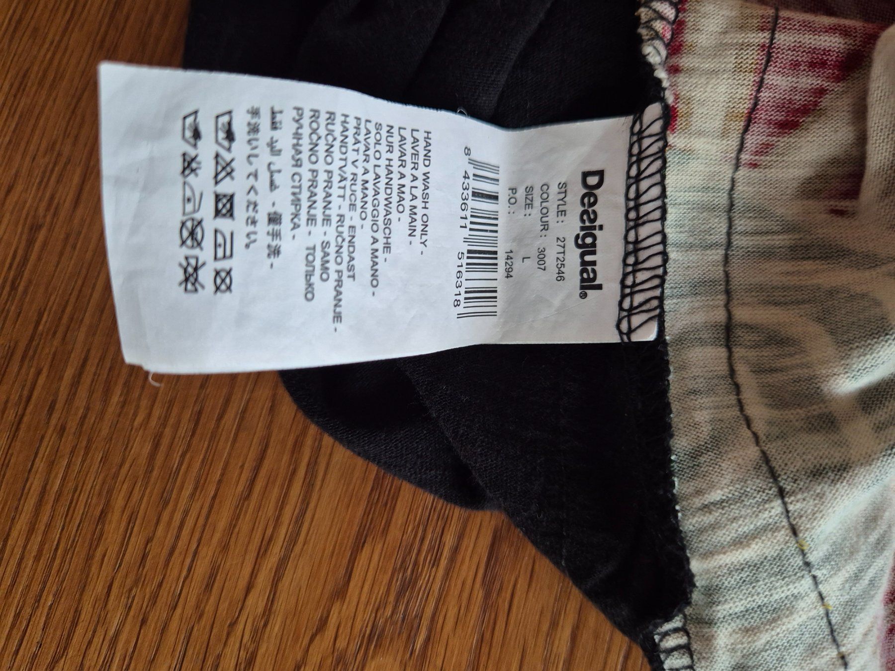 Desigual T-shirt: Desigual Shirt mit 3/4 Ärmel Grösse L – Usato da Maienfeld venduto da miss_esthi 4