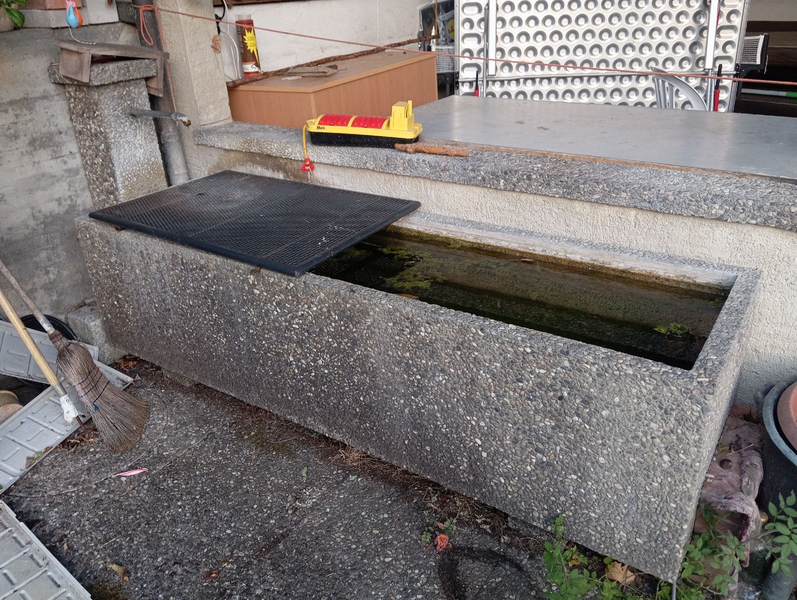 Stagni & Fontane ornamentali: Waschbeton brunnen – Usato da Belp venduto da Guadalupe84