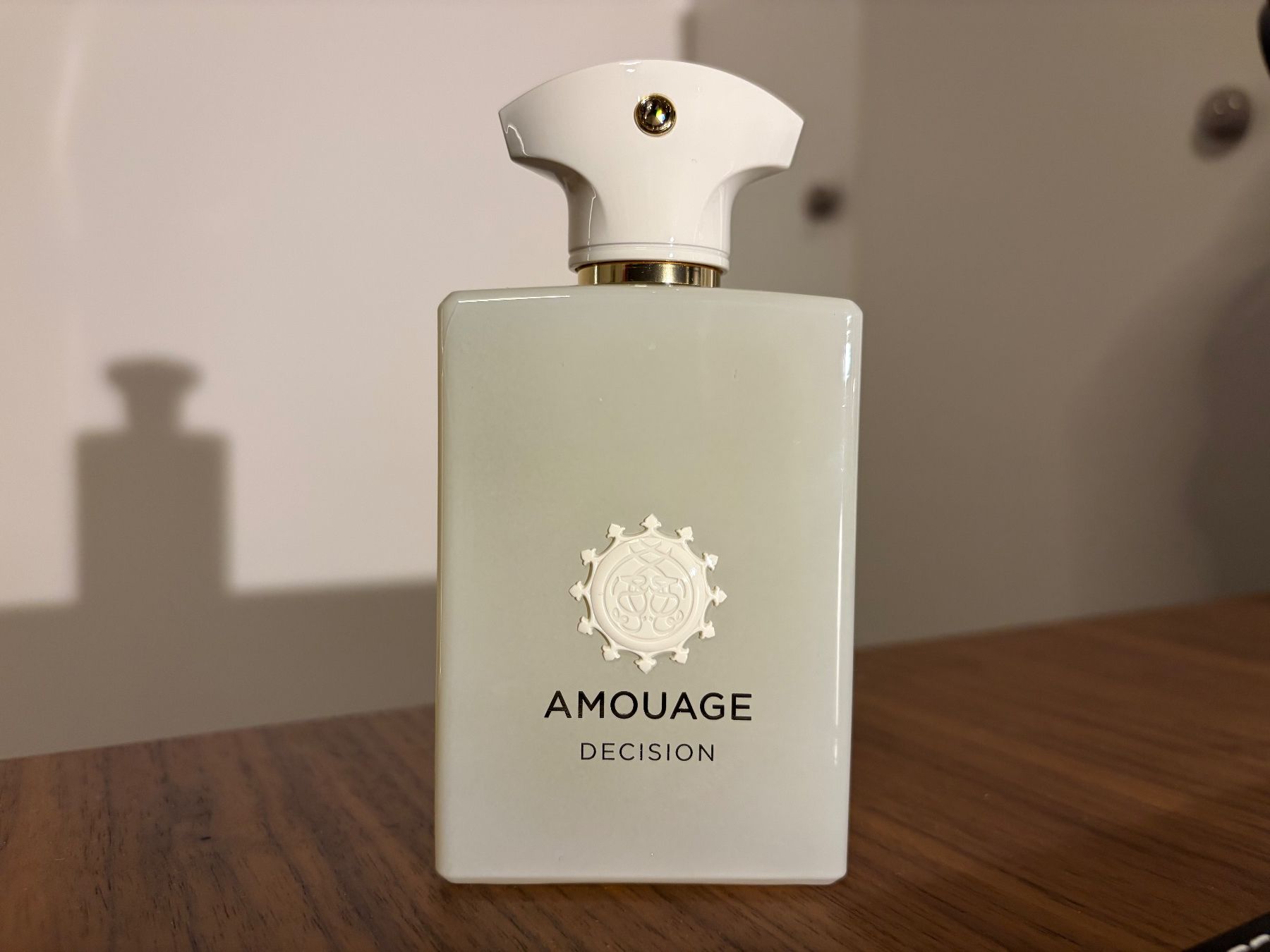 Amouage Profumi & Eau de Toilette: Parfumprobe | Amouage Decision, 5ml – Usato da Bassersdorf venduto da ScentVibes