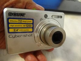 SONY DSC-S730 DIGI KAM-7.2MP.MIT 2 GEBRAUCHT BATTRY.LÄÜFT