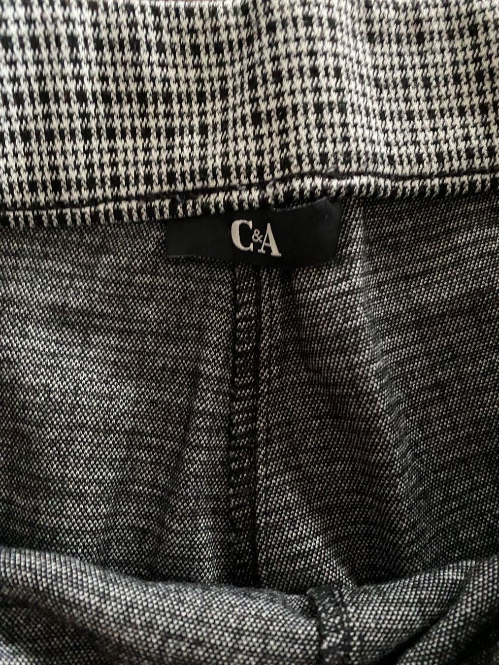 C&A Pantaloni: Damenhose, grau/schwarz, Gr. 38 – Usato da Dielsdorf venduto da sissy04 3