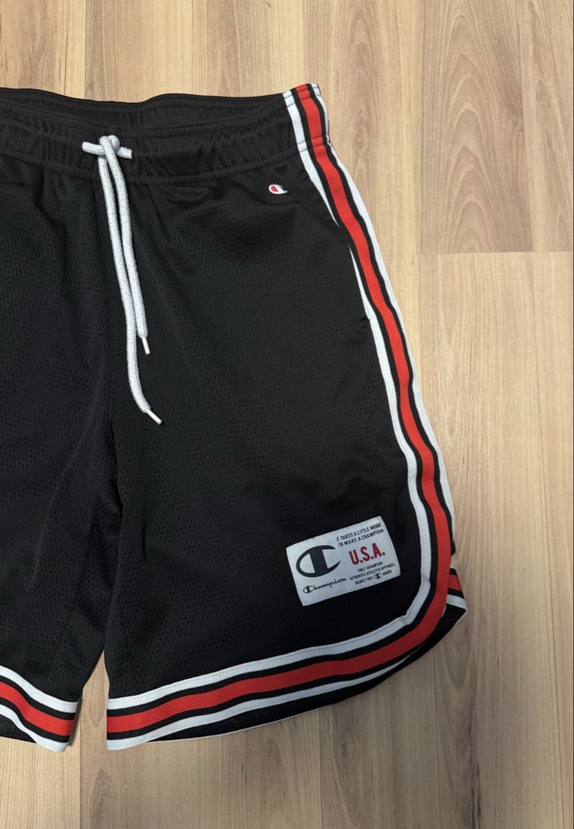 Champion Hosen: Champion Shorts – Gebraucht aus Berneck von lif_j9wl 2
