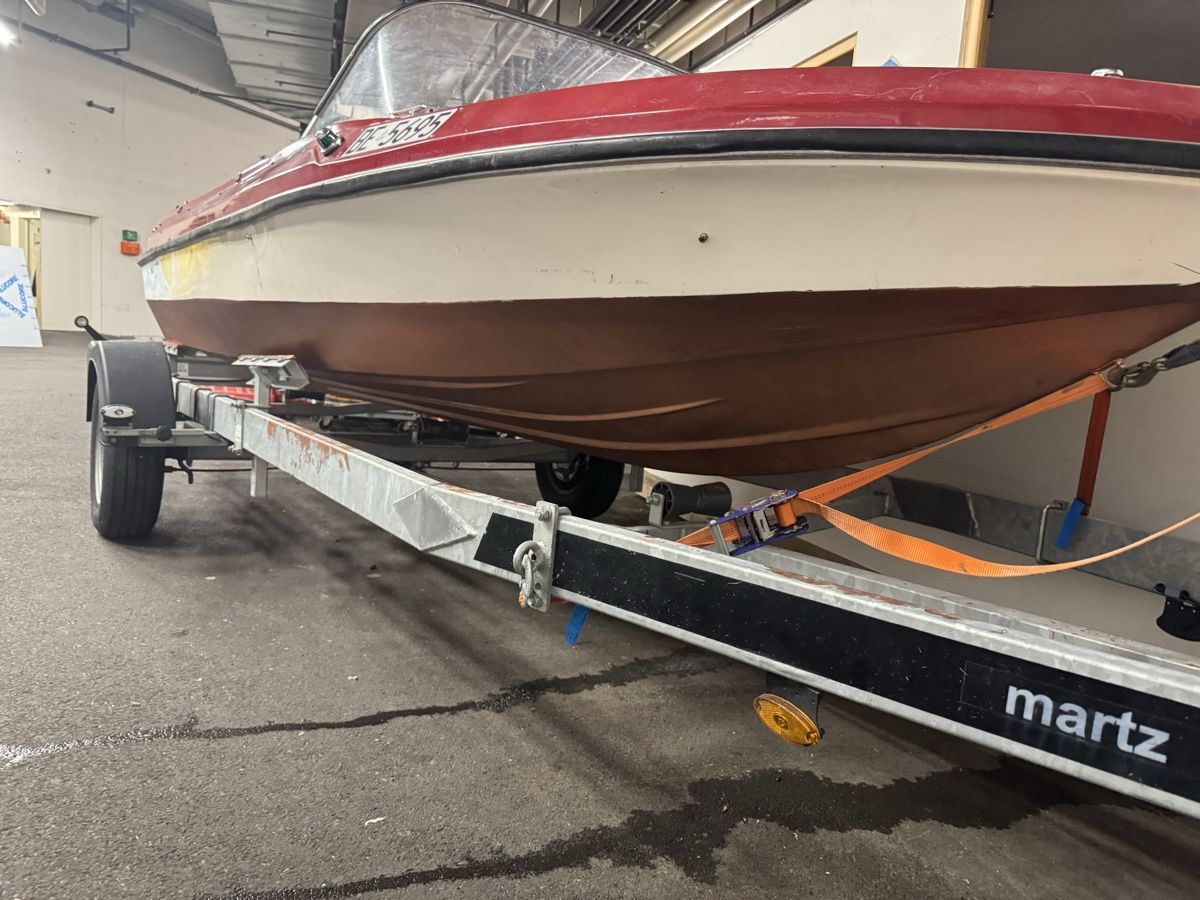 Marine Bateaux: Zeuss Marine – D'occasion à Boltigen par egl_gfw6 2