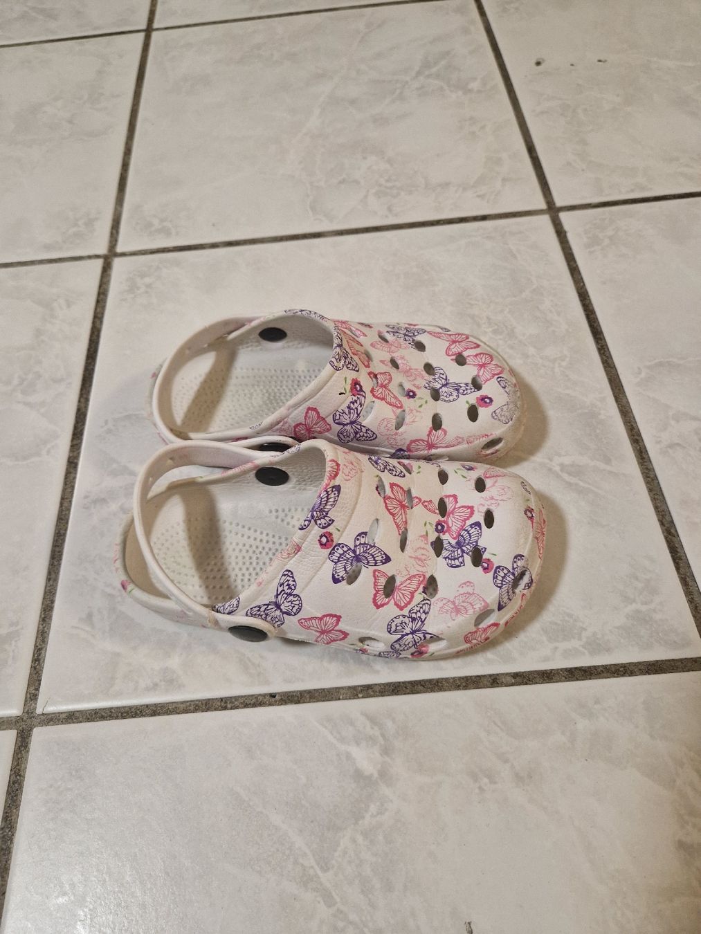 Schuhe für Jungen: Clogs Grösse 31 – Gebraucht aus Aarburg von augenschmaus8 1