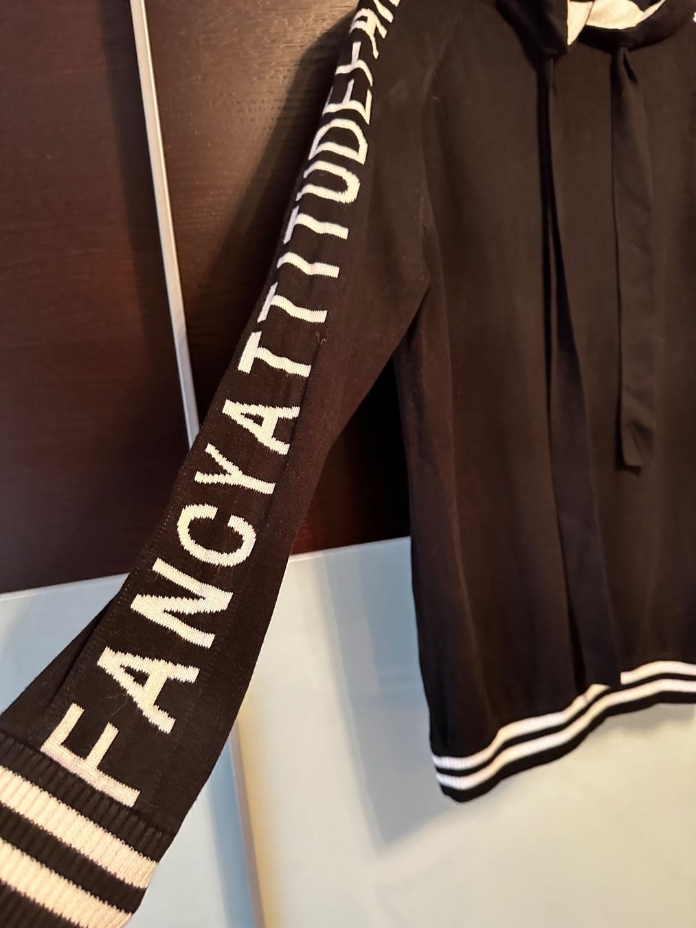 Lotti di vestiti: Kaputzen-Pulli Marc Aurel Gr. 40 neu! – Nuovo (secondo la descrizione) da Altendorf venduto da Eastwick4 1