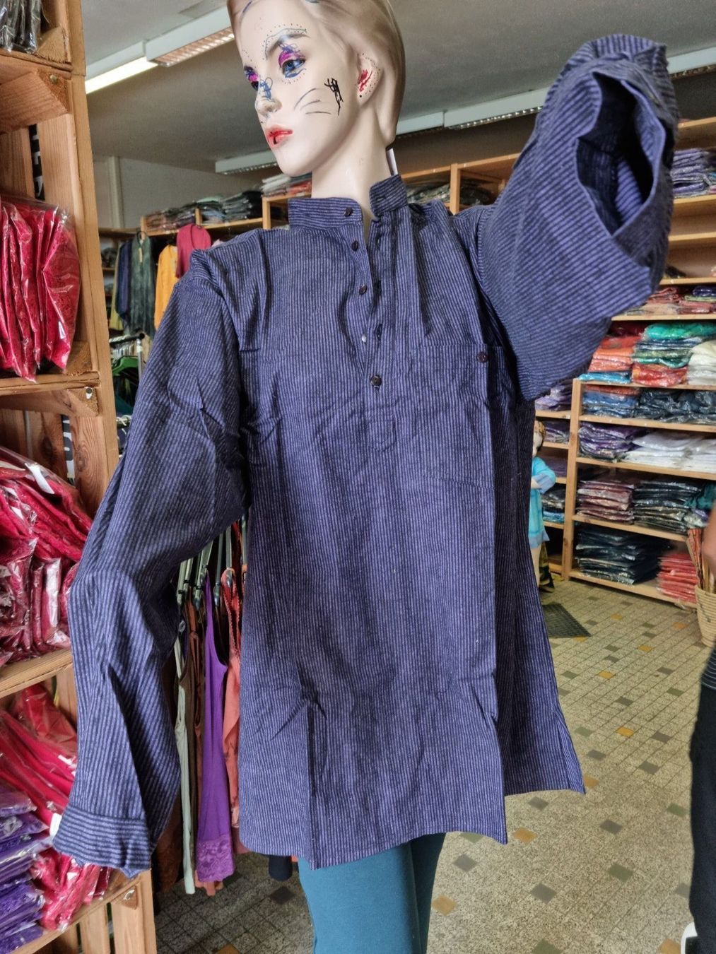 Camicie: Hemden 104 Stk. – Nuovo e nell'imballaggio originale da Dürnten venduto da Acalpulcu3