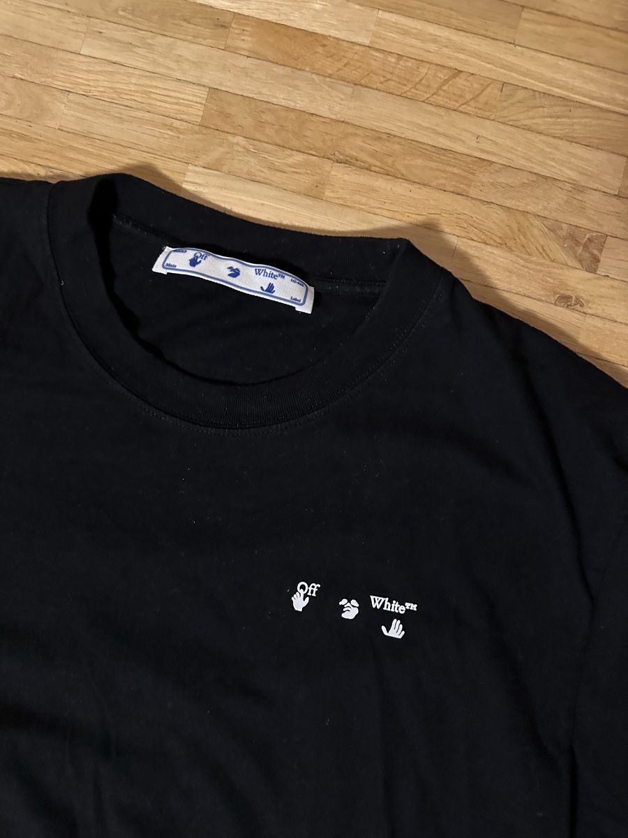 Off-White T-shirt: OFF-WHITE T-Shirt – Usato da Langenthal venduto da iamzeko 1