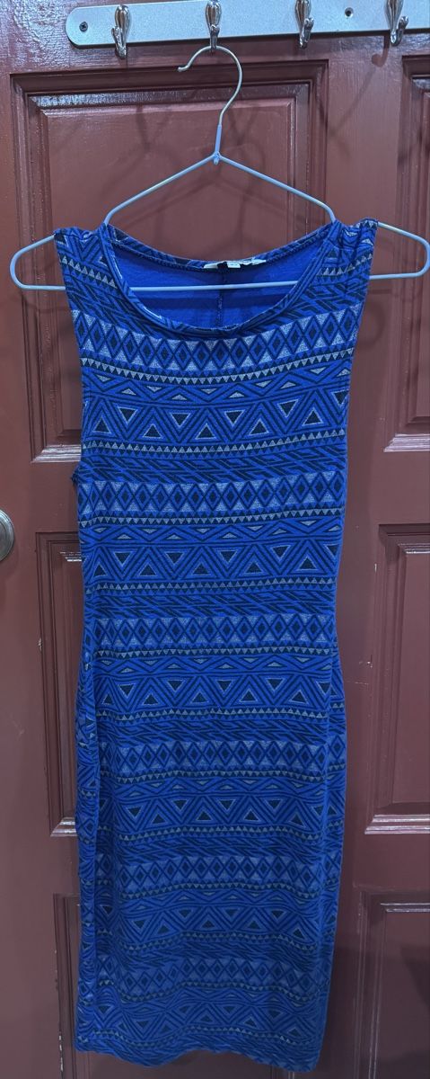 New Look Vestiti & Gonne: New Look Generation Dress, Size 10-11, Blue Patterned – Usato da Mühlethurnen venduto da Indriukas