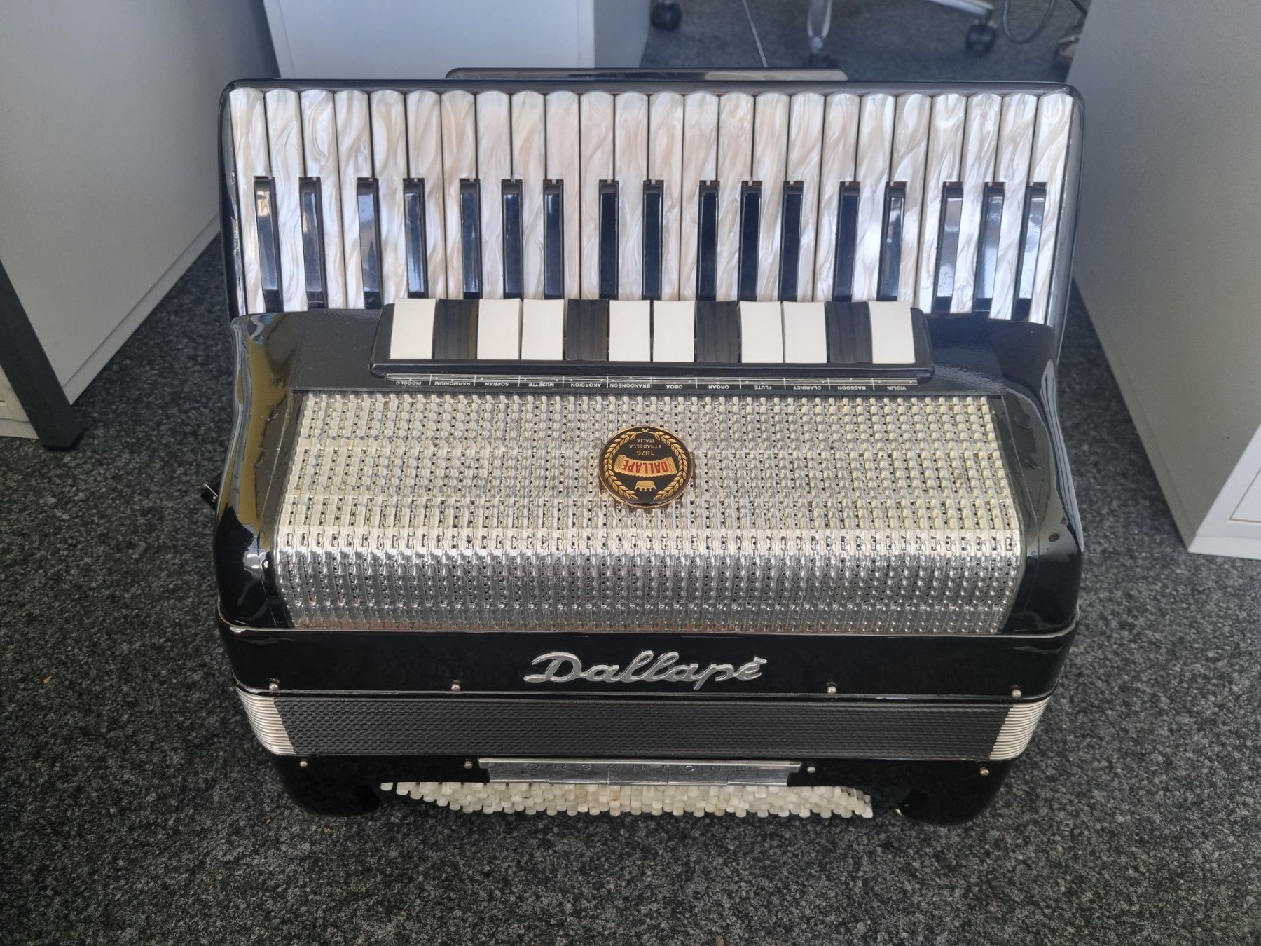 Strumenti musicali: Dallape Organtone 2+2 – Usato da Wald ZH venduto da Volvitch 1