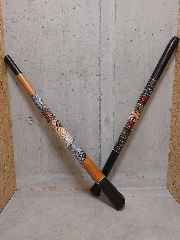 Musikinstrumente: Deux beaux didgeridoo  – Gebraucht aus Martigny von paquito60