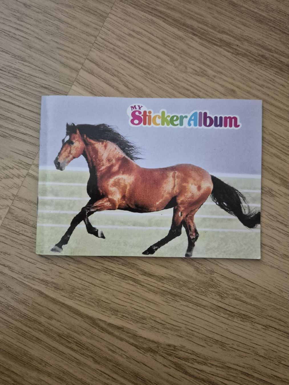 Album: My Sticker Album Pferde – Usato da Langenthal venduto da Polarisstern