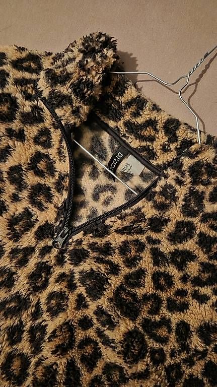 Maglioni & Felpe: teddy-fleecepullover leo gr. S – Usato da Niederwangen BE venduto da Hmela 1