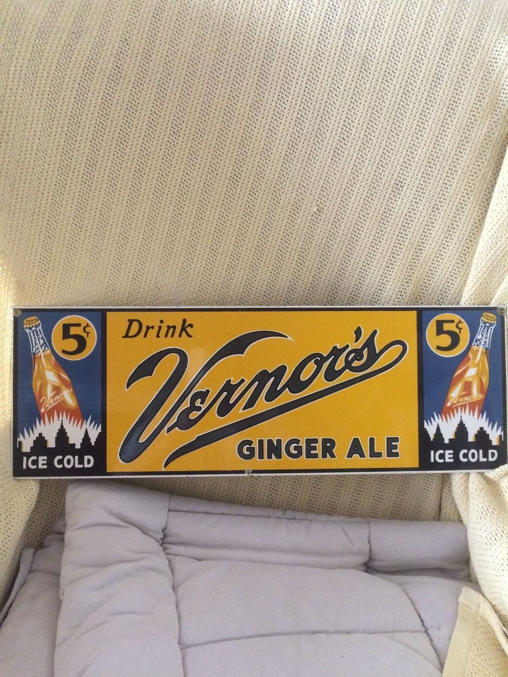 Insegne: EIN EMAILLE-SCHILD/GINGER-ALE..ICE /GLÄNZEND/GEBRAUCHT – Usato da EMMETTEN venduto da pfi_cbg5 3