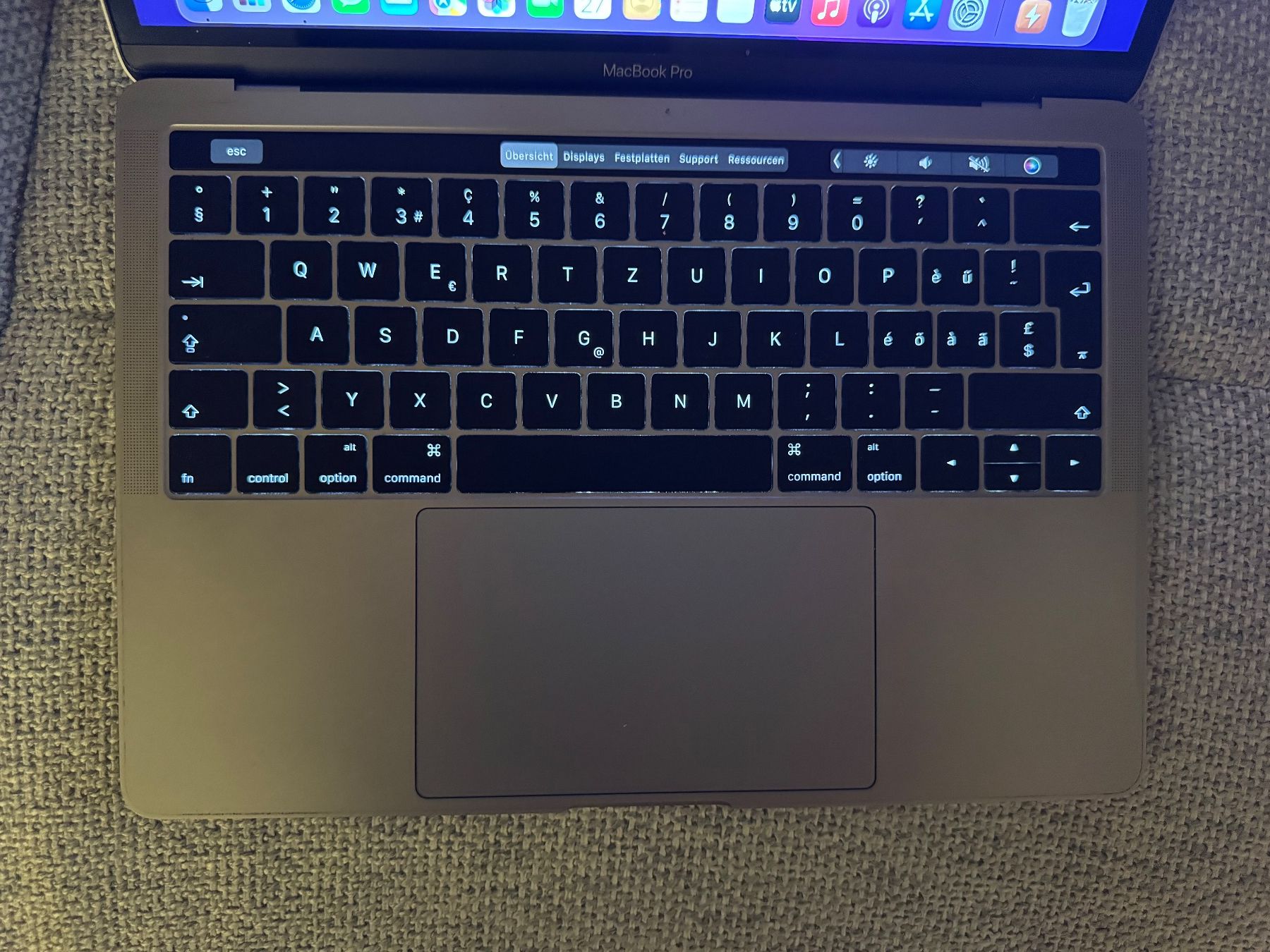 Apple Notebooks: MacBook Pro 13 – Gebraucht aus Adliswil von Busys 4