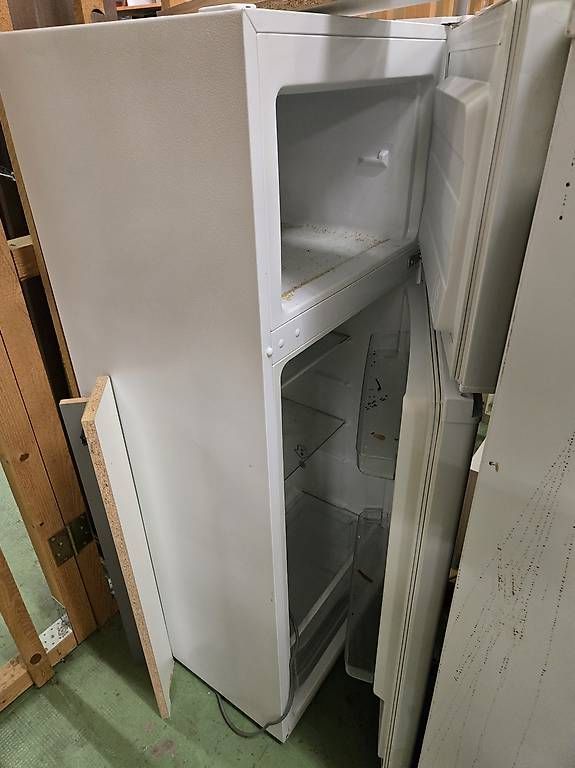 Frigoriferi: Kühlschrank, Gefrierschrank  – Usato da Thunstetten venduto da gregios1