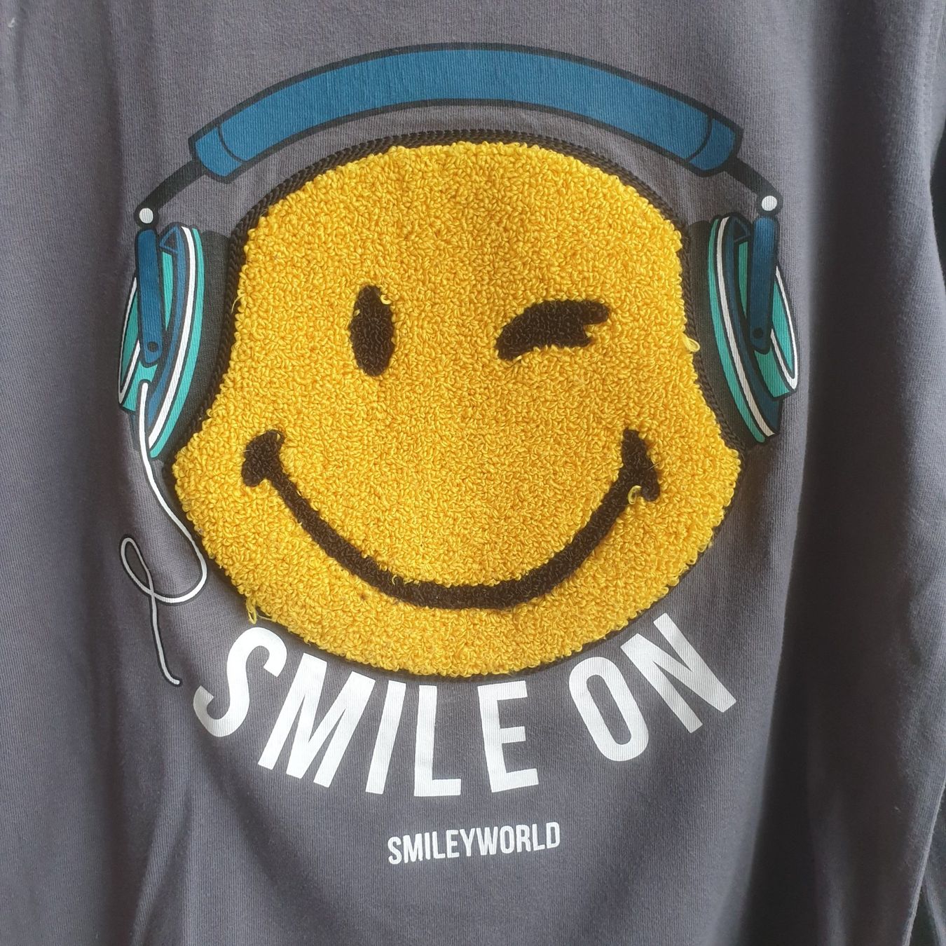 Pulls et sweat-shirts: 🐸 MEGA COOLER SMILEY PULLOVER Gr. 140 100% Baumwolle – Neuf (Voir description) à Môtier (Vully) par Frogs