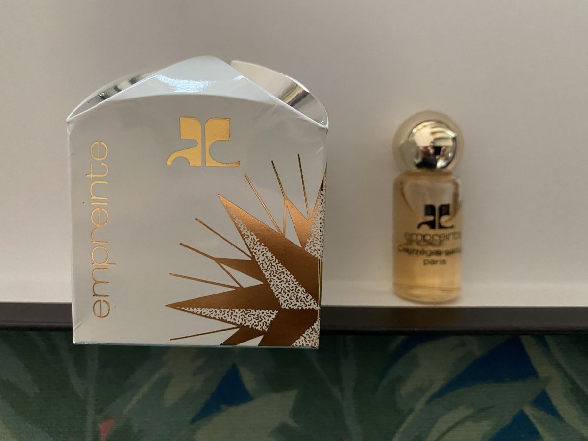 Parfums & Eau de Toilette: Miniature Empreinte de Courrèges – Neuf avec emballage d'origine à Bouveret par wes_7zll